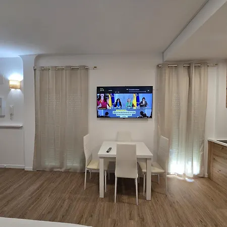 Апартаменты Deluxe Alameda *